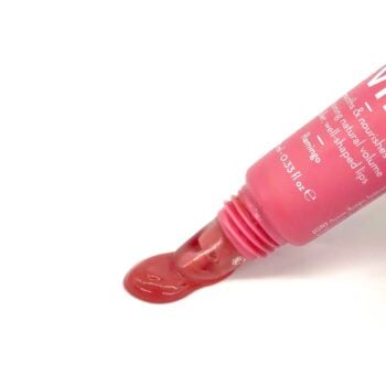 lip plump flamingo